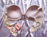 رنگ نباتی، با طراحی فنردار و کاپ ترک، ساخته شده با متریال آلمانی و ترک.