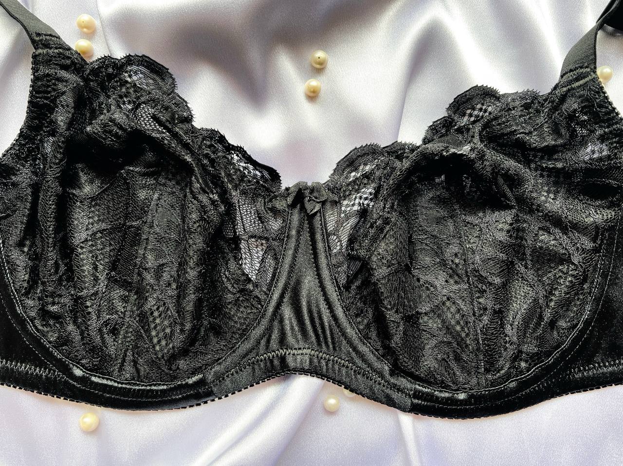 سوتین آتریا | کد ۲۰۱۳ | کاپ D | رنگ:مشکی