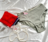 شورت زنانه EMA مدل کبریتی ضد حساسیت