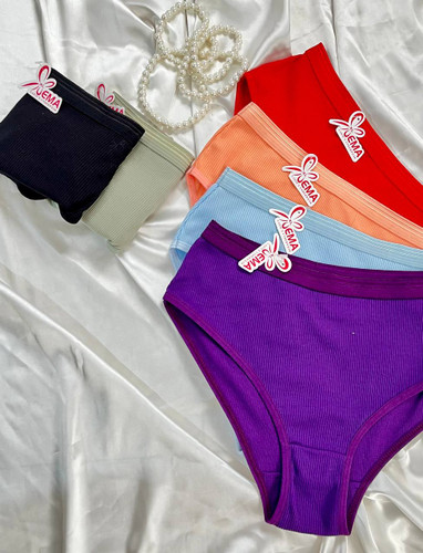 شورت زنانه EMA مدل کبریتی ضد حساسیت